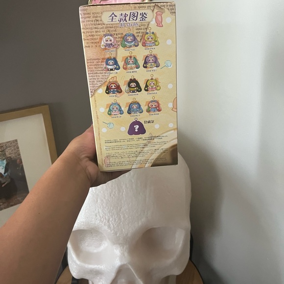 Lily Rabbit Town V4 - Picture 8 of 11